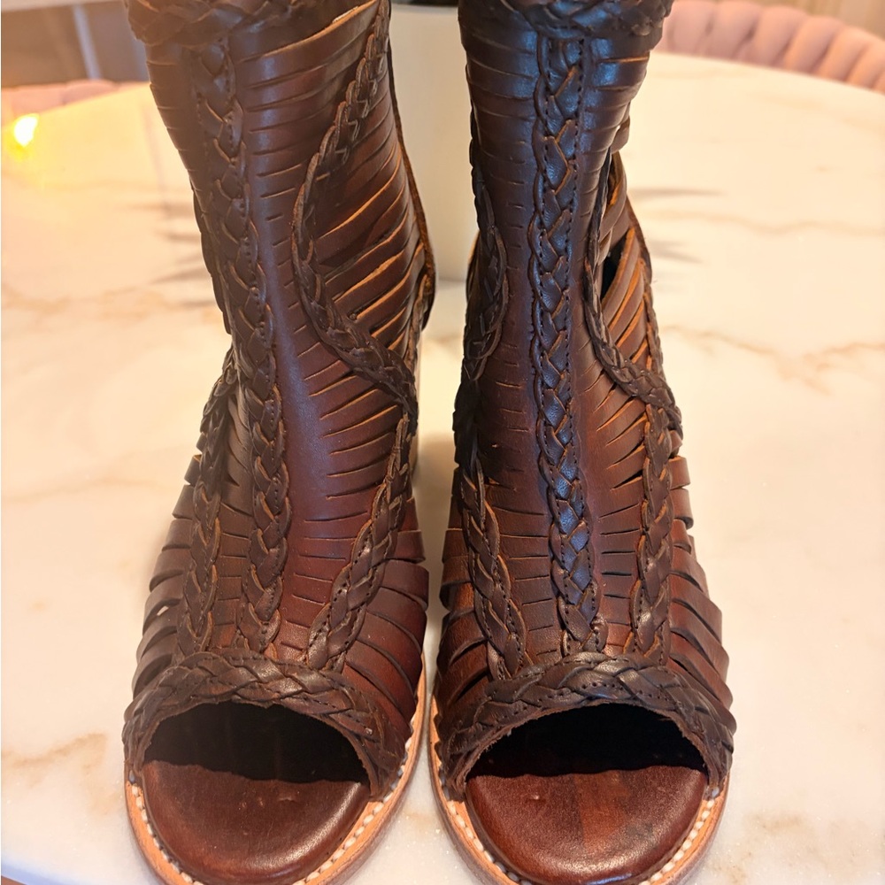 Freebird Dark Brown Braided Leather Sandals—Bela cognac